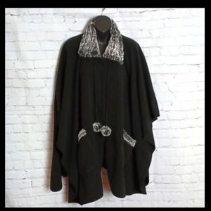 Lemoda  Y2K Fleece W- Fur Collar Pom Pom Poncho -W Pockets Zip Up 1 Sz